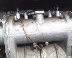 The right hand cylinder and valve chest lubrication system has been overhauled, the copper pipes annealed and flow checked, the non-return valves renewed and the connections refitted with new copper washers. The various pipes and connectors are numbered to ensure correct assembly.