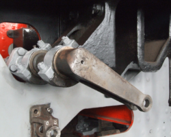 The fastenings have now been retightened and fully split pinned.