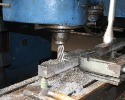 New firedoor slide bars are required and here is one of the two being milled in the loco shed.