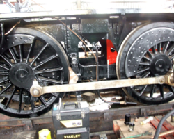 The assembly on the right side, with both sand and steam pipes in place.