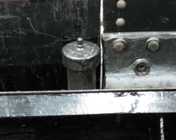 Close up of the rear of the RH saddle showing the subtle difference between upper and lower rows.